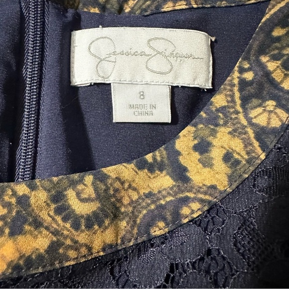 Jessica Simpson women's size small modest paisley dress - Picture 3 of 4